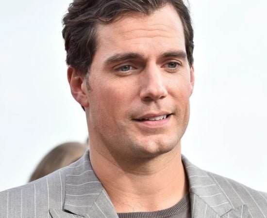 Henry Cavill Net Worth, Age, Height, Weight, Girlfriend, Wife, Movies, Family, and Biography